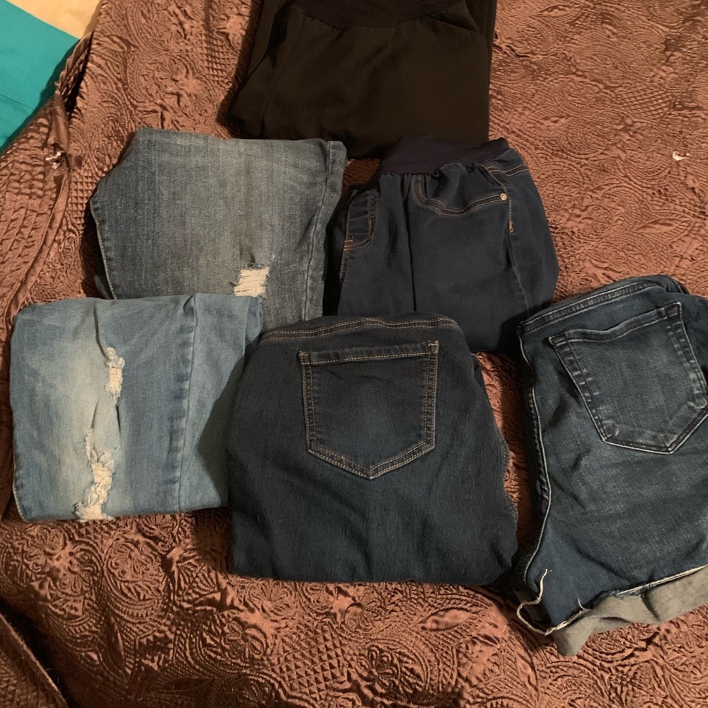 Maternity shoes and pants